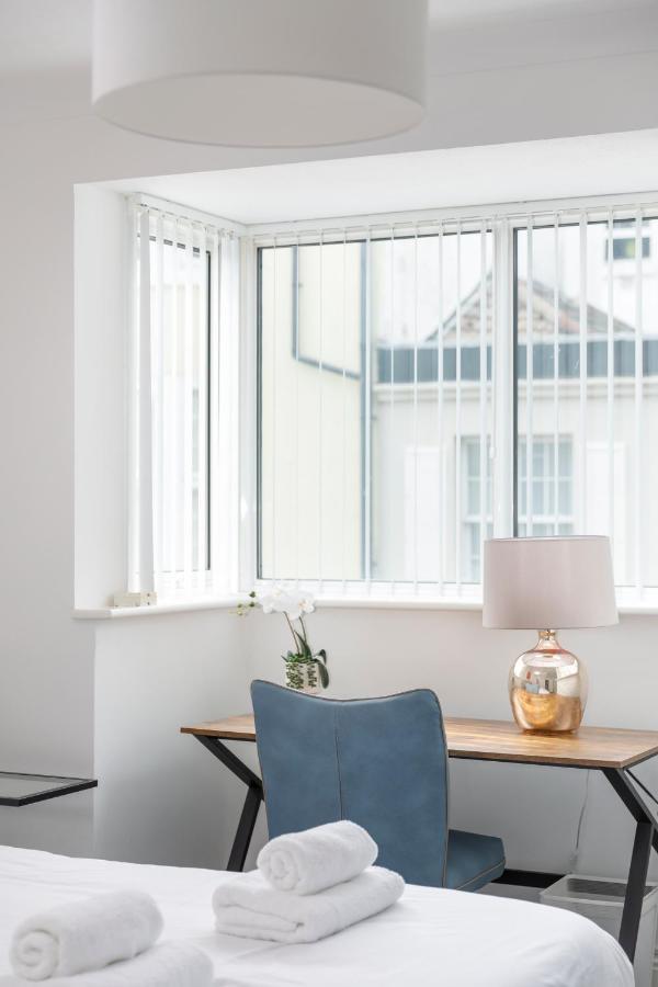 Beachside Retreat 2-Bedroom Gem With Free Private Parking & Outdoor Space Brighton Exterior foto