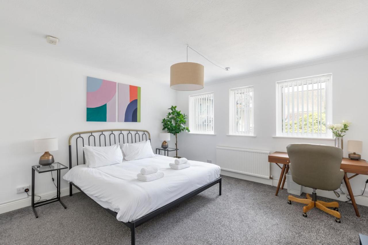 Beachside Retreat 2-Bedroom Gem With Free Private Parking & Outdoor Space Brighton Exterior foto